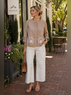 Chico’s Blush Pink Embroidered Jacket Made in India Lightweight Utility Chic